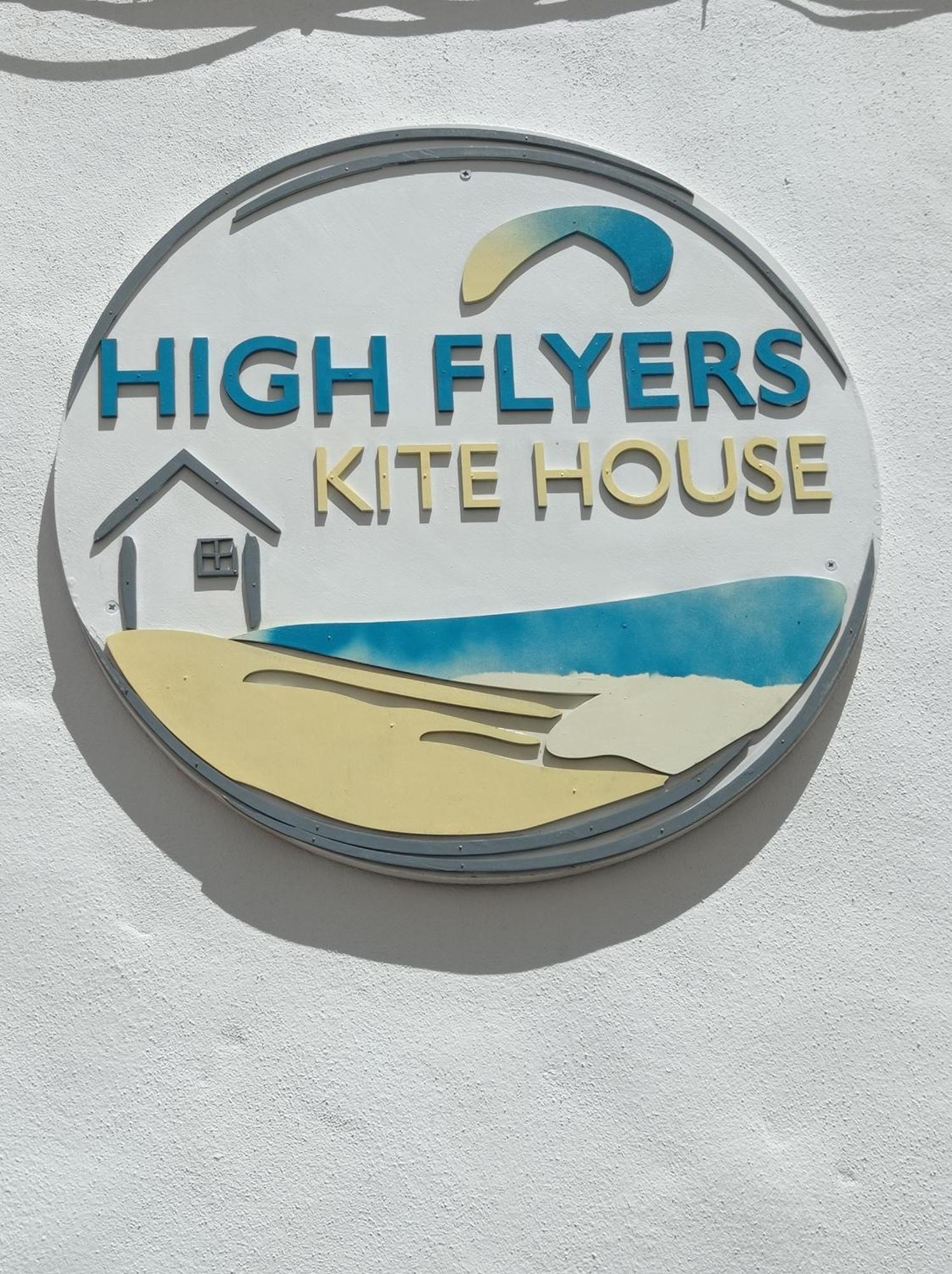 Отель High Flyers Kite House Тарифа Экстерьер фото